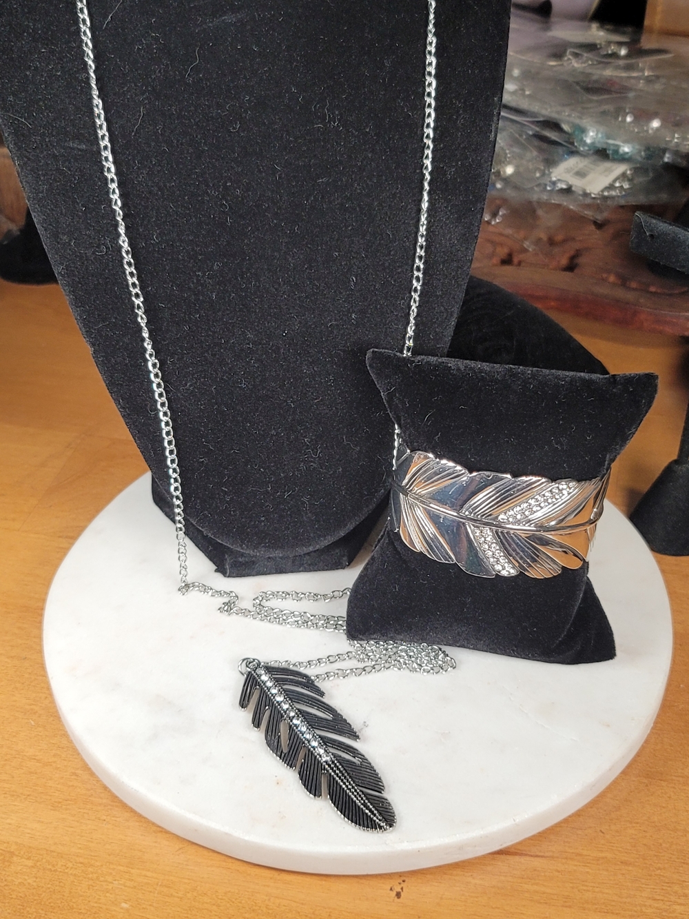 Feather Motif Silver Tone Rhinestone Necklace & Cuff Bracelet Set